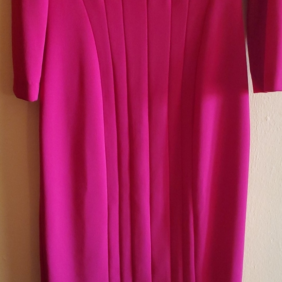 Calvin Klein V-Neck Seamed Dress - Picture 10 of 10